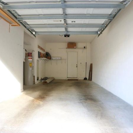 Nomad Retreat King Bed Boutique Condo W Garage ゲインズビル エクステリア 写真